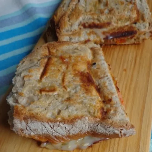 Tosta caseira de queijo
